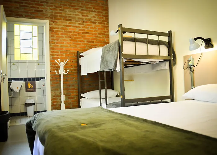 Albergue Brick