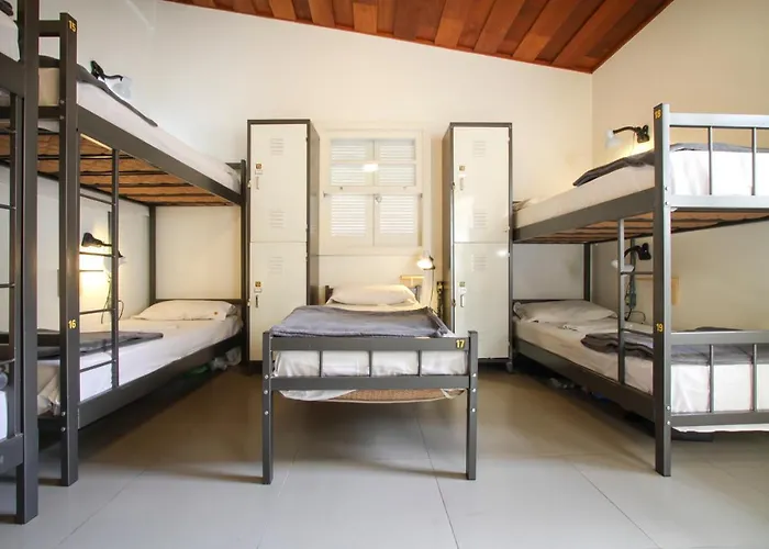 Albergue Brick